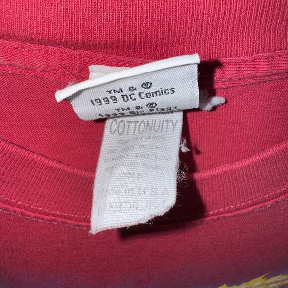 Vintage Y2K wonder woman 1990s six flags superhero t-shirt - Picture 3 of 4